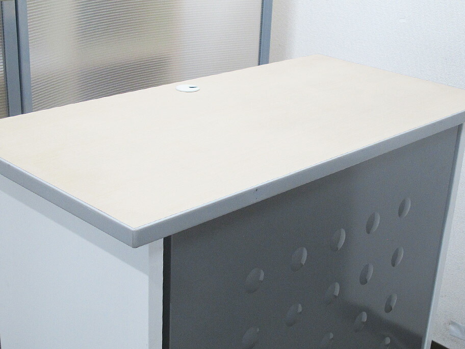 LION カウンター ハイカウンター 受付台 演台 インフォメーションカウンター 受付カウンター W900 D450 H950 受け付けカウンター 窓口カウンター 案内台 案内カウンター オフィス用カウンター 事務用カウンター 無人カウンター ライオン事務器【中古オフィス家具】【中古】 - 画像 (3)