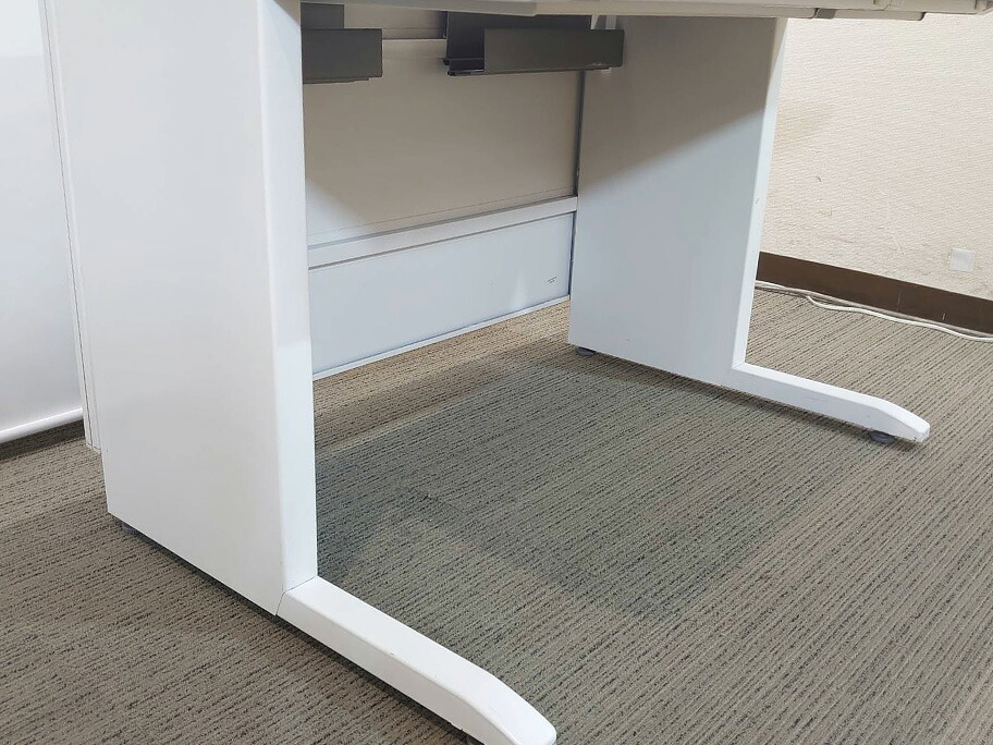 【送料無料 東京地区限定】 イトーキ W1000 平机 4台セット オフィスデスク スチールデスク ワークデスク 事務机 平デスク CXP 【中古】 - 画像 (7)