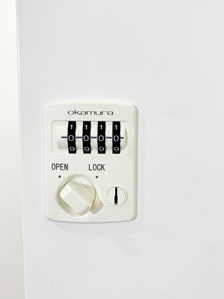 【中古】6人用 パーソナルロッカー 2列3段 投函口付き オカムラ レクトライン 国産 - 画像 (5)