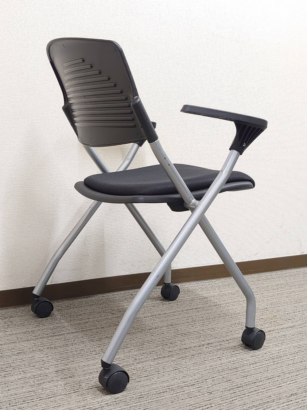 【中古・送料無料 地域限定】10脚セット 会議椅子 ミーティング用チェア - 画像 (4)