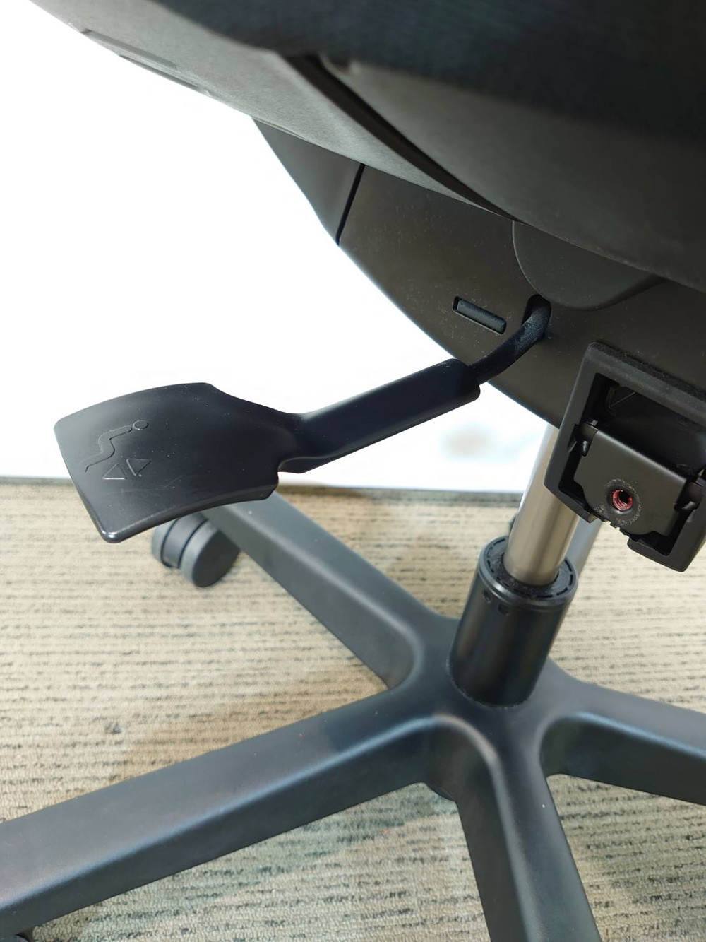 【中古・送料無料 地域限定】10脚セット ITOKI トルテ 国産 オフィスチェア - 画像 (9)