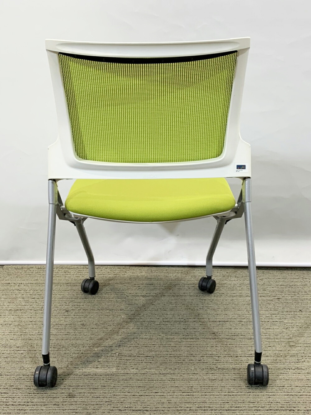 【送料無料 地域限定】4脚セット 会議用チェア ネスタブルチェア ITOKI Monon【中古】 - 画像 (7)