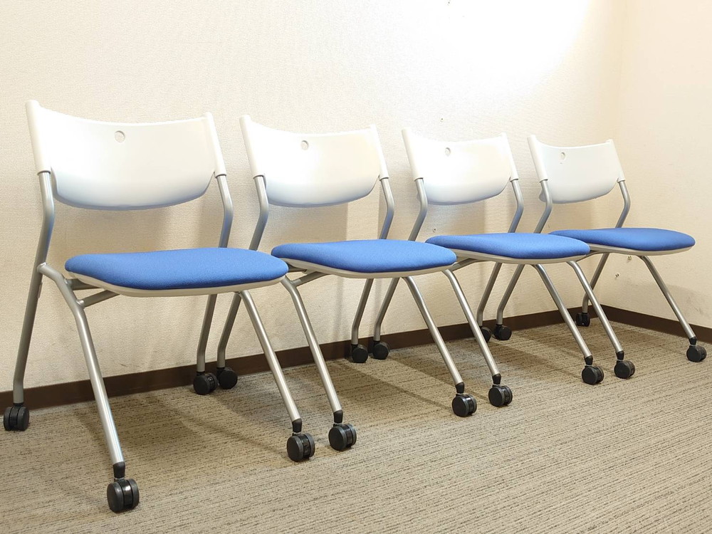 【中古・送料無料 地域限定】4脚セット 国産 平行スタックチェア 会議用チェア - 画像 (2)