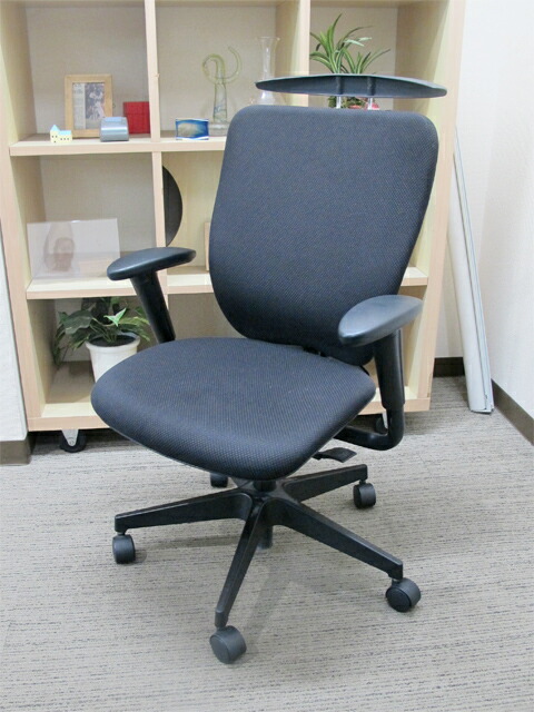 【中古・国産】イトーキ プラオ PRAO オフィスチェア 可動肘付き