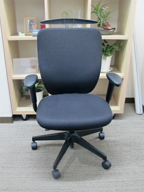 【中古・国産】イトーキ プラオ PRAO オフィスチェア 可動肘付き - 画像 (2)