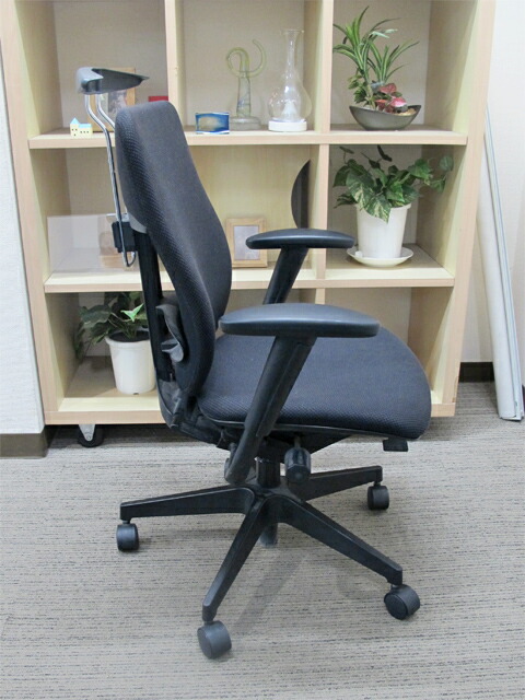 【中古・国産】イトーキ プラオ PRAO オフィスチェア 可動肘付き - 画像 (4)