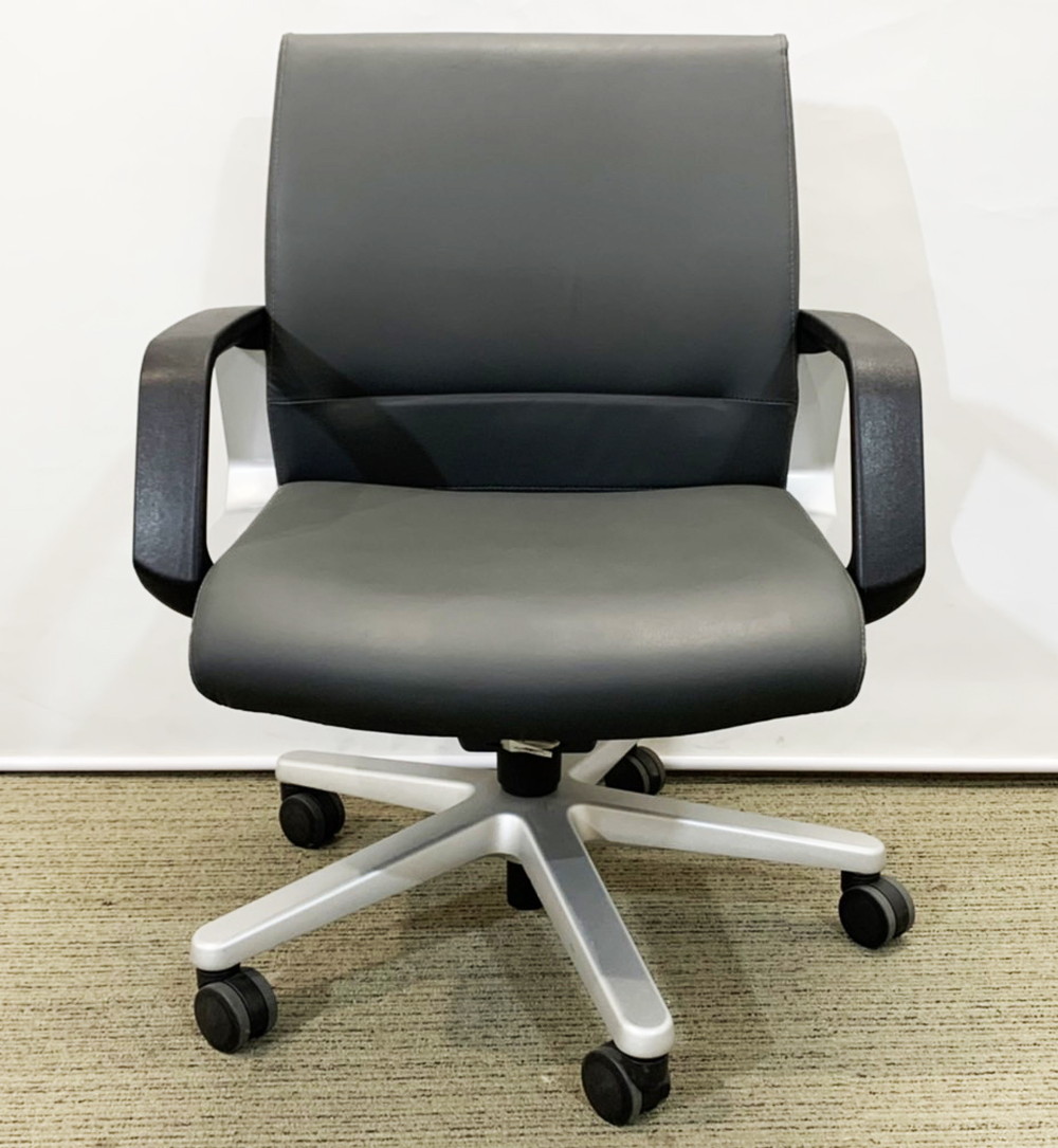 【中古・送料無料 地域限定】ひじ付き オフィスチェア デスクチェア - 画像 (3)