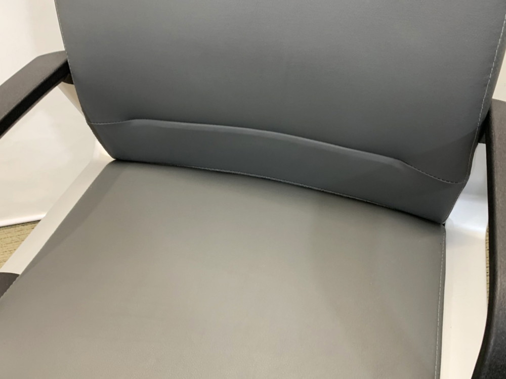 【中古・送料無料 地域限定】ひじ付き オフィスチェア デスクチェア - 画像 (6)