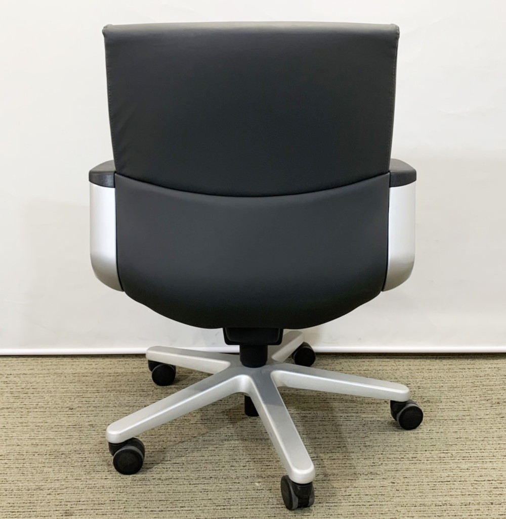 【中古・送料無料 地域限定】ひじ付き オフィスチェア デスクチェア - 画像 (4)