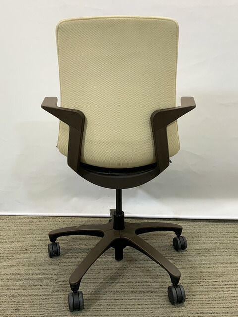 【中古・送料無料 地域限定】肘付きオフィスチェアー 役員チェア ITOKI MOVU モーブ 国産 - 画像 (6)