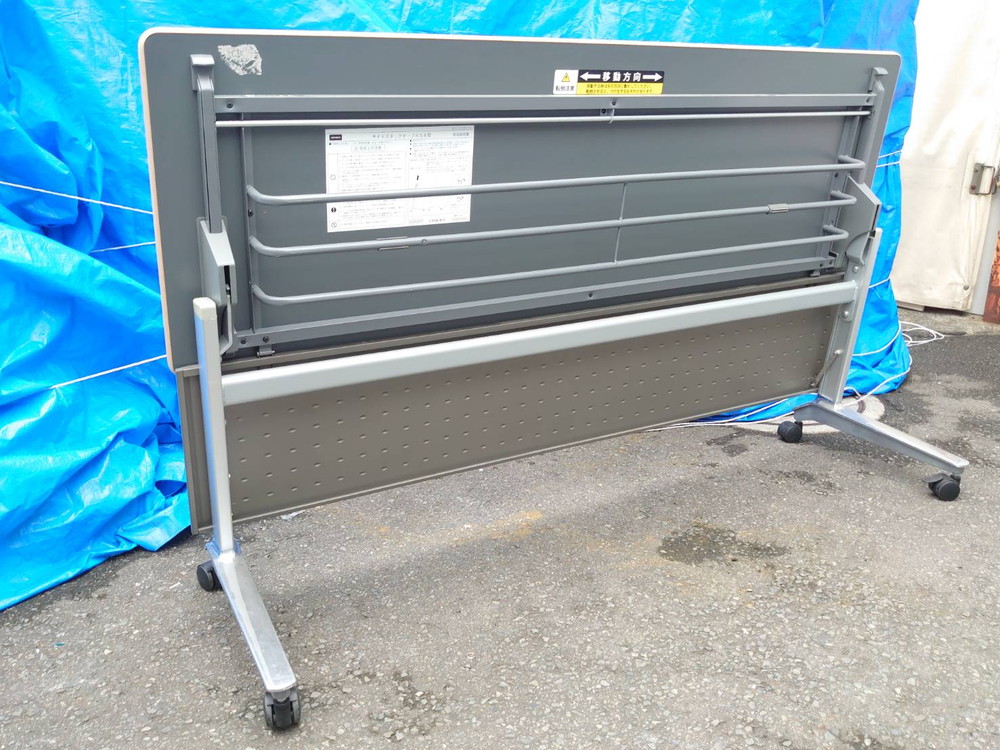 【中古 送料無料 東京地区限定】木目ナチュラル 折り畳み フォールディングテーブル お得な4台セット - 画像 (6)