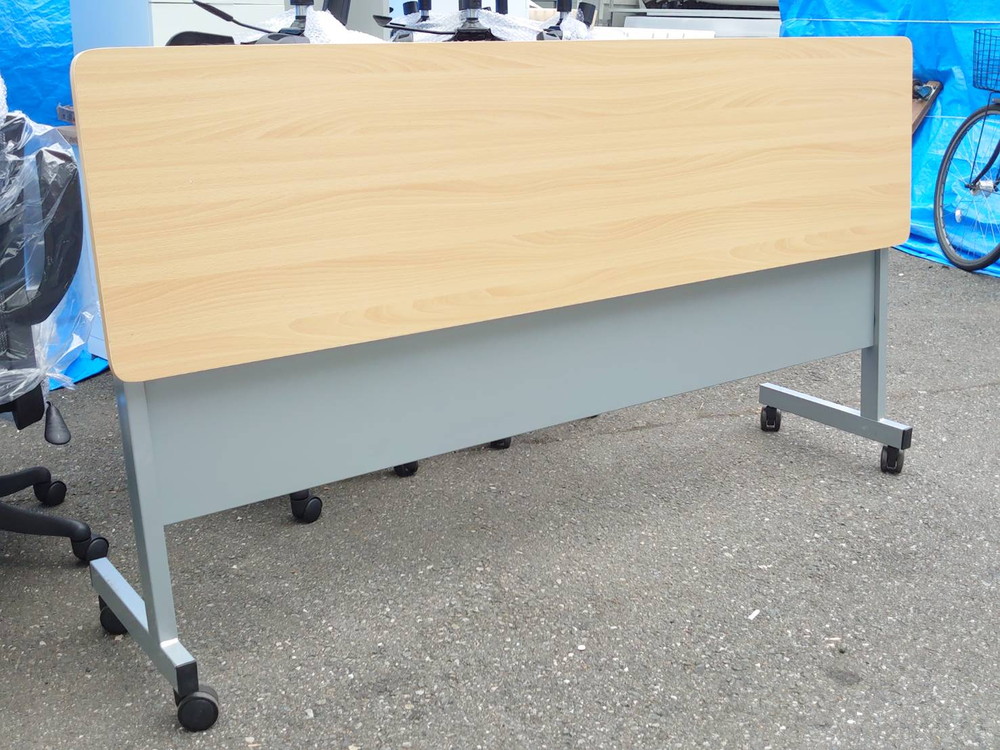 【中古】幅1800 スタックテーブル 折りたたみテーブル - 画像 (3)