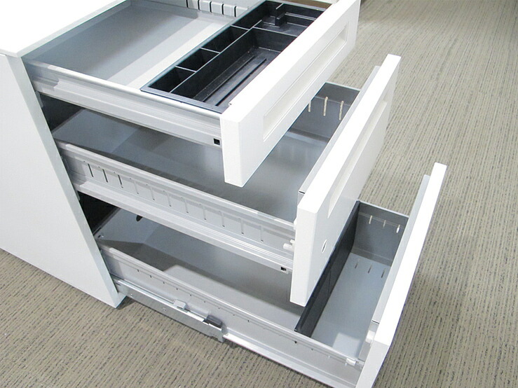 【中古・法人限定送料無料】国産 ウチダ ST 3段 キャスターワゴン - 画像 (4)