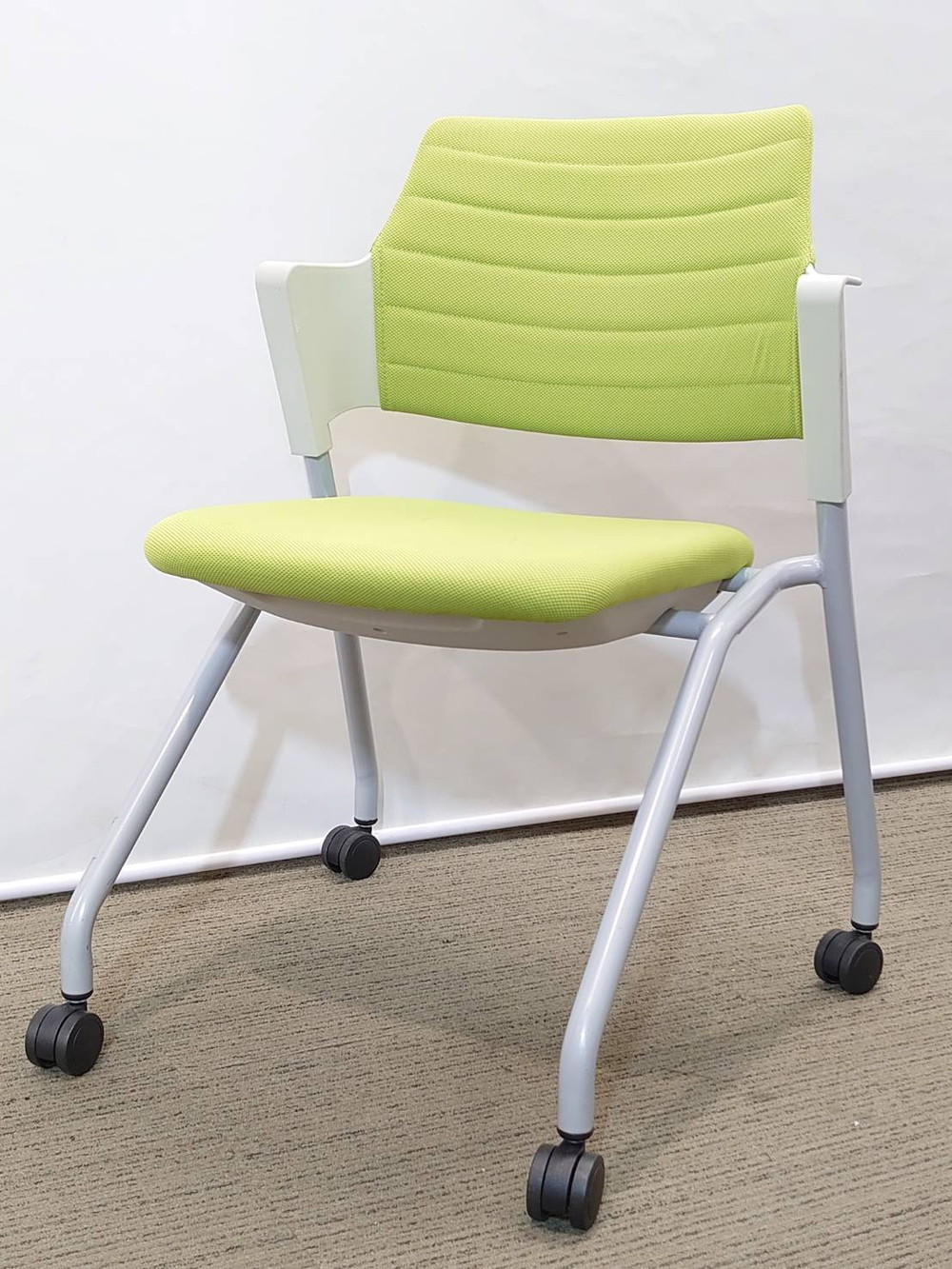 【新品テーブル】【中古チェア】4人用 会議セット - 画像 (6)