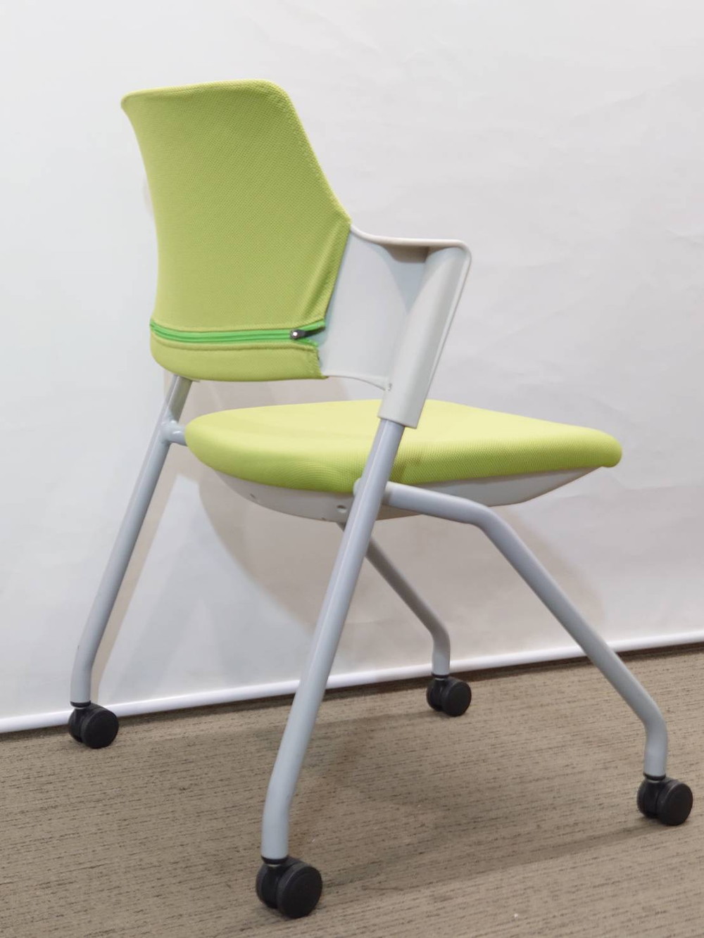 【新品テーブル】【中古チェア】4人用 会議セット - 画像 (7)