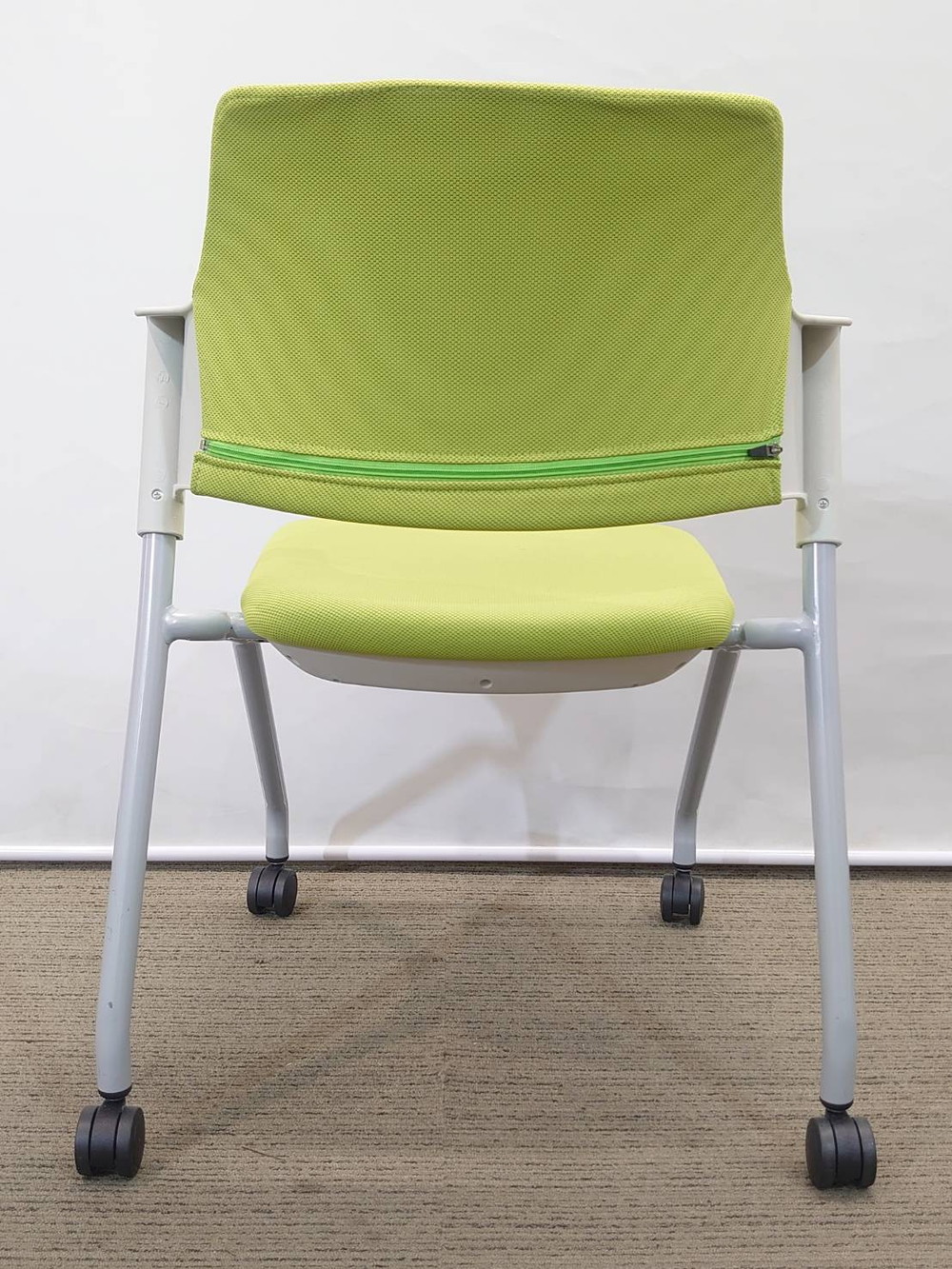 【新品テーブル】【中古チェア】4人用 会議セット - 画像 (10)