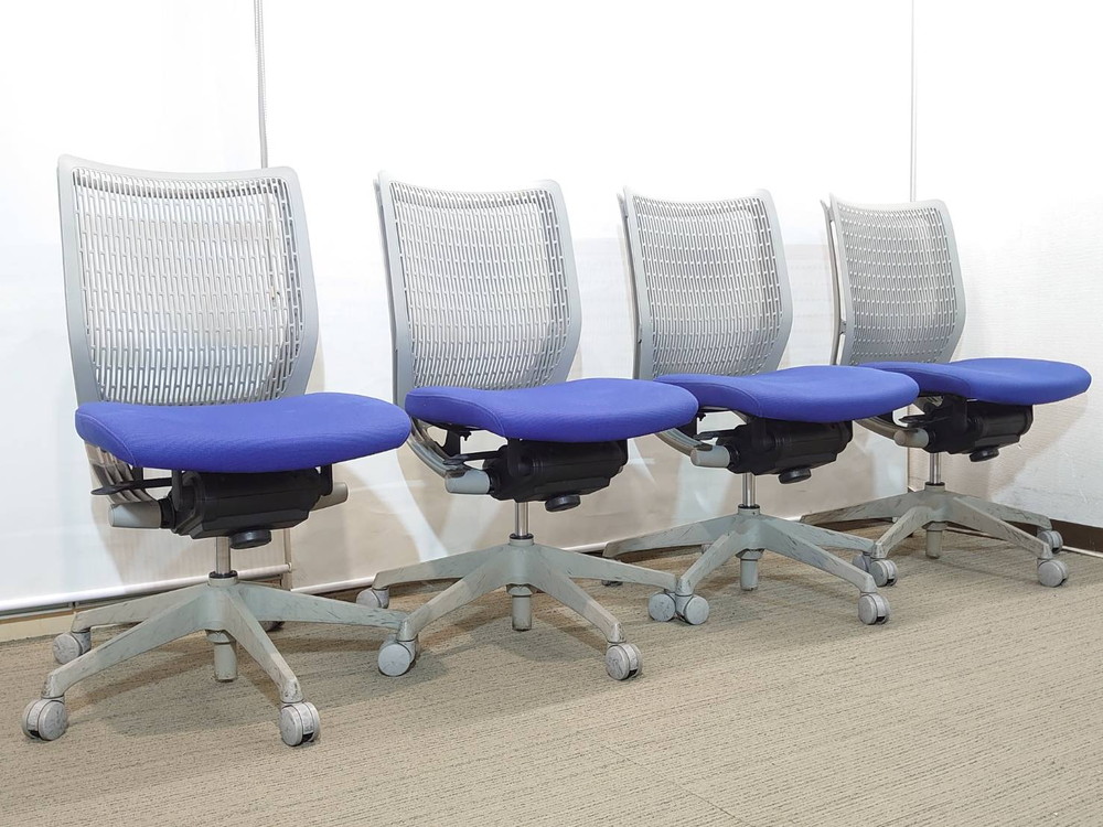 【送料無料 地域限定】4脚セット オフィスチェア メッシュチェア デスクチェア 事務チェア キャスターチェア 事務イス オカムラ 事務椅子 パソコンチェア ワークチェア ワークチェア テレワーク リモートワーク 在宅勤務 在宅ワーク オカムラ 岡村製作所 okamura ヴィスコンテ Visconte 国産 【中古オフィス家具】 【中古】 - 画像 (3)