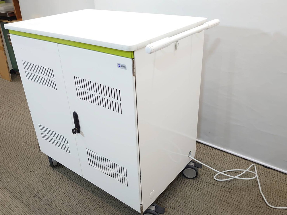 【中古】 【送料無料 東京地区限定】 タブレット収納保管庫 収納キャビネット PC収納庫 最大88台 カギ付き 保管庫 CAI-CAB26WN サンワサプライ 13.3インチ対応 国産 - 画像 (10)