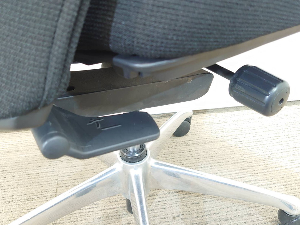 【送料無料 地域限定】4脚セット オフィスチェア デスクチェア 事務チェア キャスターチェア 事務イス ワークチェア PCチェア オカムラ 岡村製作所 フィーゴ Feego 国産 【中古】 - 画像 (8)