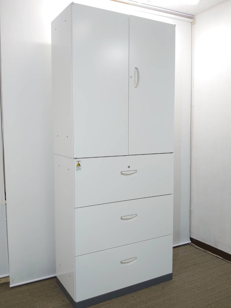 人気のホワイト色 生興 上下書庫 両開き書庫 ラテラル書庫 キャビネット ユニット書庫 本棚 書棚【中古オフィス家具】【中古】