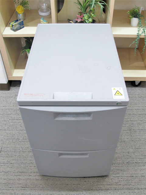 【法人限定送料無料】イトーキ CZ 2段ワゴン 鍵付き ワゴン サイドワゴン デスクワゴン キャスターワゴン 事務ワゴン 袖机 脇机【中古オフィス家具】【中古】 - 画像 (4)