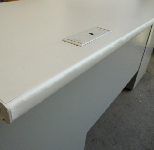 【中古】 両袖机 オフィスデスク 両袖デスク 鍵付き コードホール付き W1400×D700×H700 事務机 事務デスク イトーキ CZ 国産 【中古オフィス家具】 - 画像 (3)