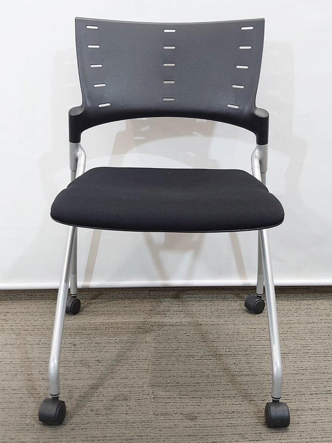 【送料無料 東京地区限定】【120脚入荷】 100脚セット イトーキ マノス 会議チェア ミーティングチェア 平行スタックチェア 会議椅子 会議イス スタッキングチェア スタックチェア ネスタブルチェア ネスティングチェア ITOKI MANOSS 【中古オフィス家具】【中古】 - 画像 (5)