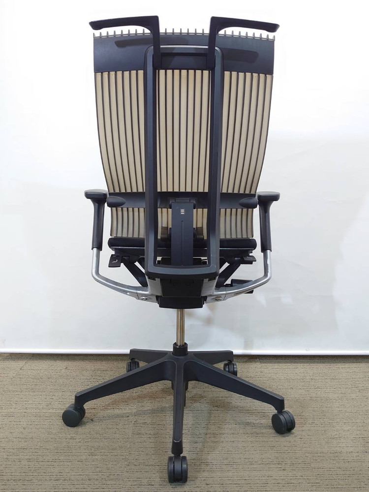 役員用チェア キャスターチェア ワークチェア マネジメントチェア エグゼクティブチェア イトーキ スピーナ エラストマーバック 国産 【送料無料 地域限定】4脚セット オフィスチェア デスクチェア 事務チェア 役員チェア 肘付き【中古オフィス家具】【中古】 - 画像 (5)