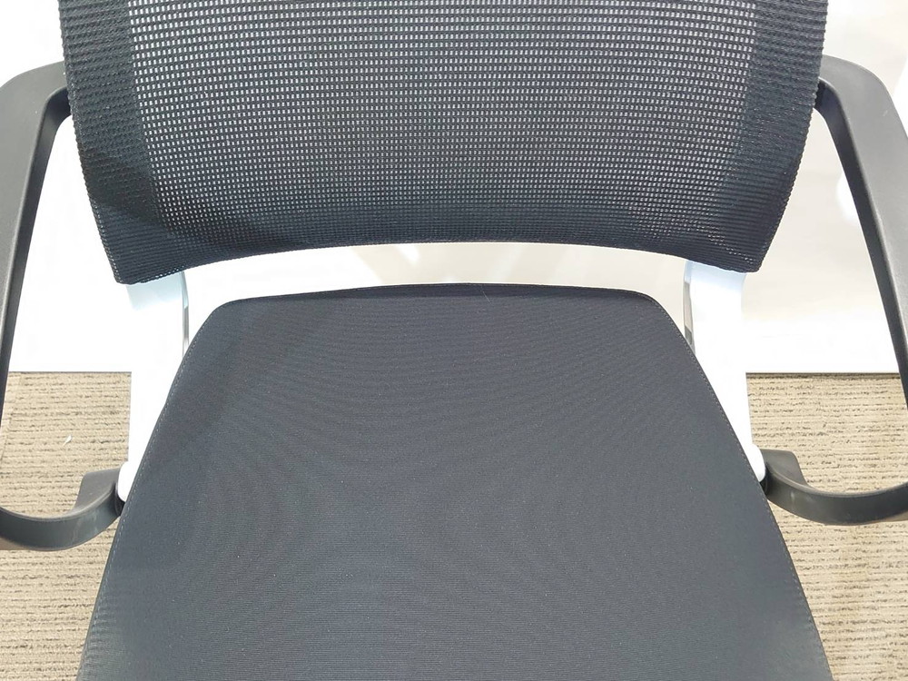 【送料無料 地域限定】4脚セット ファシス ネスティングチェア ミーティングチェア 会議チェア ネスタブルチェア 平行スタックチェア FURSYS 【中古オフィス家具】 - 画像 (7)