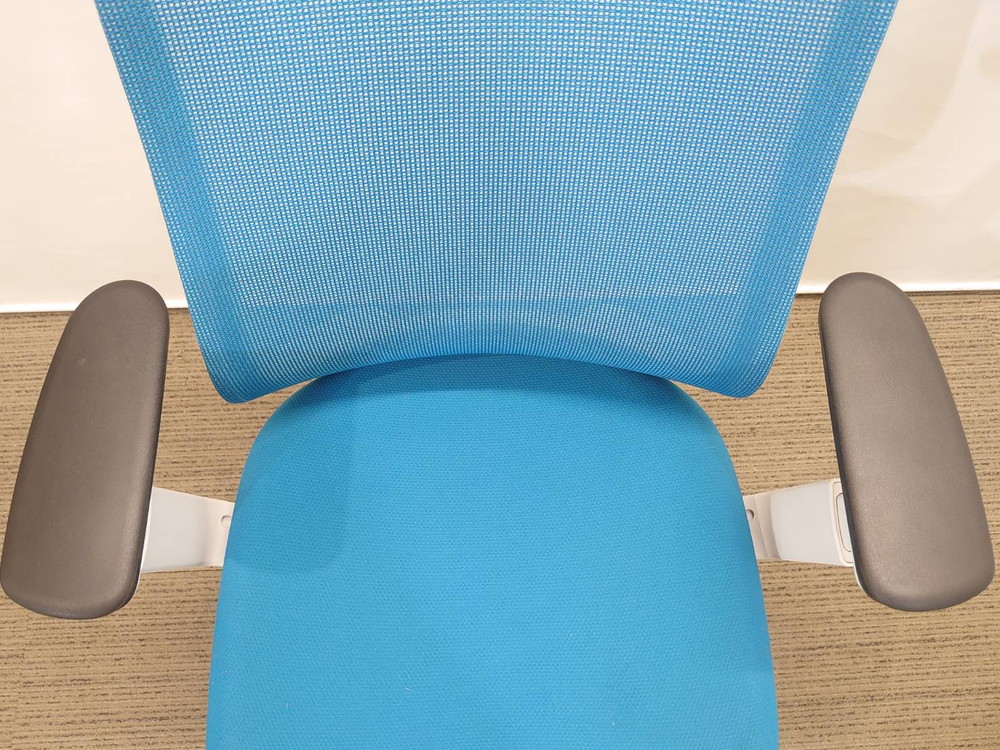 【送料無料 地域限定】オフィスチェア デスクチェア メッシュチェア ハイバックチェア OAチェア PCチェア 肘付き 事務チェア キャスターチェア コクヨ KOKUYO ミトラ Mitra 国産 【中古】 - 画像 (10)