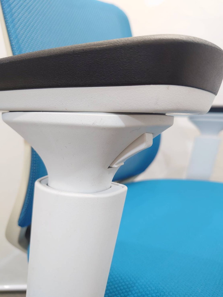 【送料無料 地域限定】オフィスチェア デスクチェア メッシュチェア ハイバックチェア OAチェア PCチェア 肘付き 事務チェア キャスターチェア コクヨ KOKUYO ミトラ Mitra 国産 【中古】 - 画像 (8)