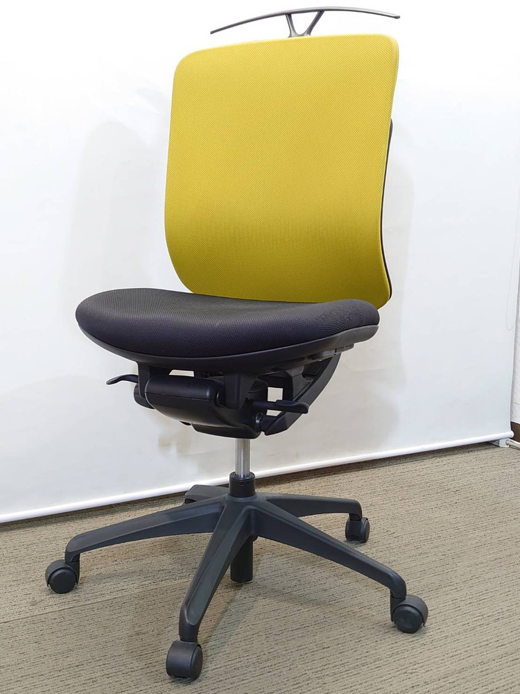 【送料無料 地域限定】キャスターチェア OAチェア PCチェア 事務イス 事務椅子 事務いす 事務用チェア イナバインターナショナル INABA 国産 イエラ Yera オフィスチェア デスクチェア ハイバック ワークチェア パソコンチェア 事務チェア ハンガー付き 肘無し【中古オフィス家具】【中古】 - 画像 (2)