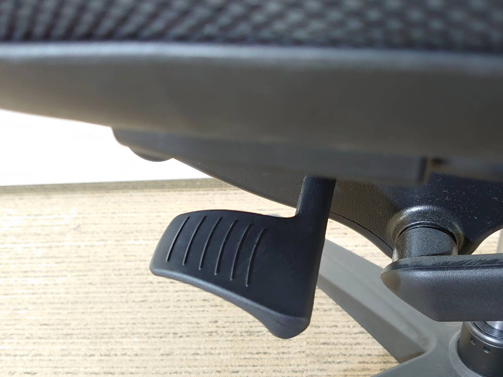 【送料無料 地域限定】キャスターチェア OAチェア PCチェア 事務イス 事務椅子 事務いす 事務用チェア イナバインターナショナル INABA 国産 イエラ Yera オフィスチェア デスクチェア ハイバック ワークチェア パソコンチェア 事務チェア ハンガー付き 肘無し【中古オフィス家具】【中古】 - 画像 (7)