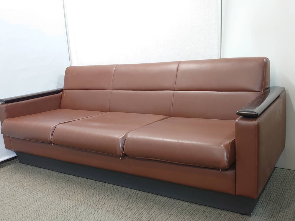 イトーキ ソファ 応接ソファ 3人掛けソファ 合皮ソファ アームソファ W1840×D760×H680 役員室 応接室 待合室 中古ソファ LYK-13DCH3 国産 【中古オフィス家具】【中古】