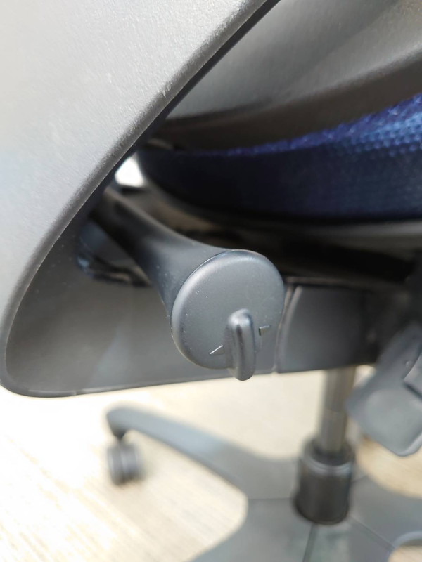 【送料無料 地域限定】【訳あり特価】 オフィスチェア デスクチェア メッシュチェア ハイバックチェア 肘付き 事務チェア PCチェア キャスターチェア 事務イス イトーキ エフチェア 【中古オフィス家具】【中古】 - 画像 (11)