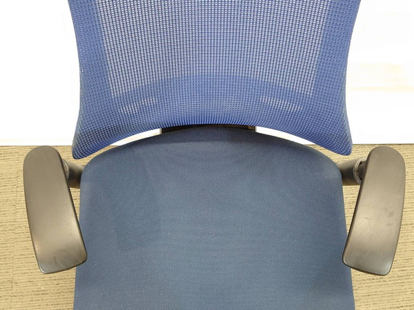 【送料無料 地域限定】【訳あり特価】 オフィスチェア デスクチェア メッシュチェア ハイバックチェア 肘付き 事務チェア PCチェア キャスターチェア 事務イス イトーキ エフチェア 【中古オフィス家具】【中古】 - 画像 (8)