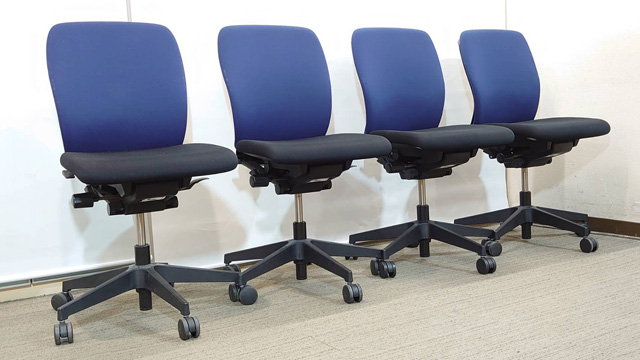 事務椅子 事務イス ワークチェア オフィスチェアー 事務用チェア イトーキ フルゴ fulgo 国産 【送料無料 地域限定】4脚セット オフィスチェア デスクチェア 事務チェア キャスターチェア【中古オフィス家具】【中古】 - 画像 (2)