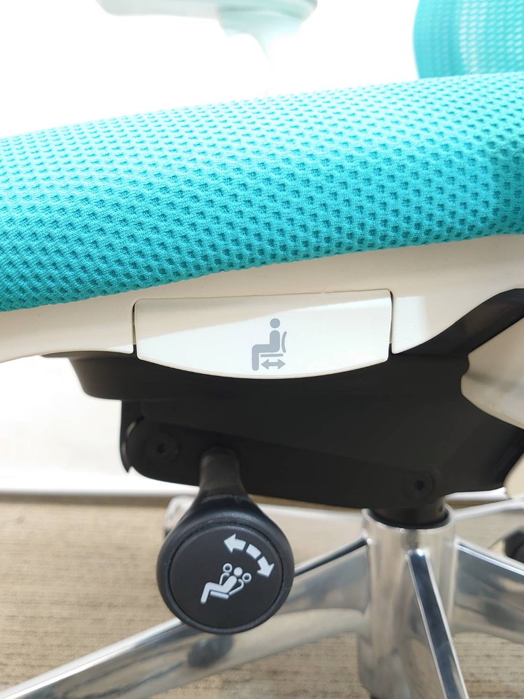 【送料無料 地域限定】 美品 オカムラ シルフィー Sylphy オフィスチェア デスクチェア メッシュチェア 肘付き ワークチェア テレワーク リモートワーク 在宅勤務 在宅ワーク 国産 【中古オフィス家具】 - 画像 (10)