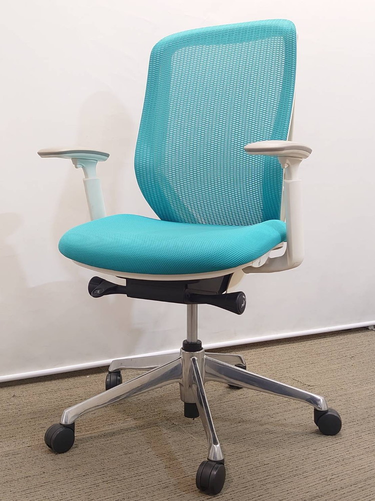 【送料無料 地域限定】 美品 オカムラ シルフィー Sylphy オフィスチェア デスクチェア メッシュチェア 肘付き ワークチェア テレワーク リモートワーク 在宅勤務 在宅ワーク 国産 【中古オフィス家具】 - 画像 (2)