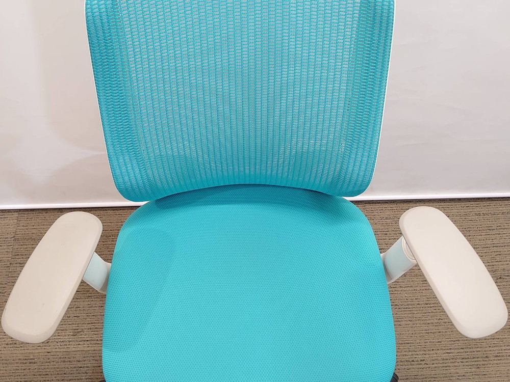 【送料無料 地域限定】 美品 オカムラ シルフィー Sylphy オフィスチェア デスクチェア メッシュチェア 肘付き ワークチェア テレワーク リモートワーク 在宅勤務 在宅ワーク 国産 【中古オフィス家具】 - 画像 (8)