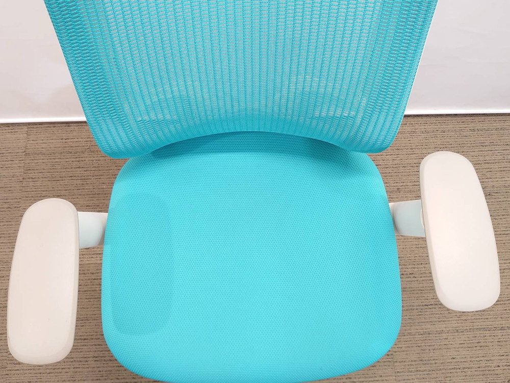 【送料無料 地域限定】 美品 オカムラ シルフィー Sylphy オフィスチェア デスクチェア メッシュチェア 肘付き ワークチェア テレワーク リモートワーク 在宅勤務 在宅ワーク 国産 【中古オフィス家具】 - 画像 (9)