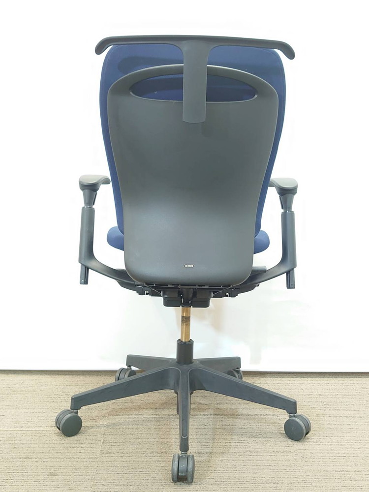オフィスチェア デスクチェア 肘付き 事務チェア キャスターチェア 事務イス PCチェア イトーキ フルゴ 国産 【中古オフィス家具】【中古】 - 画像 (8)