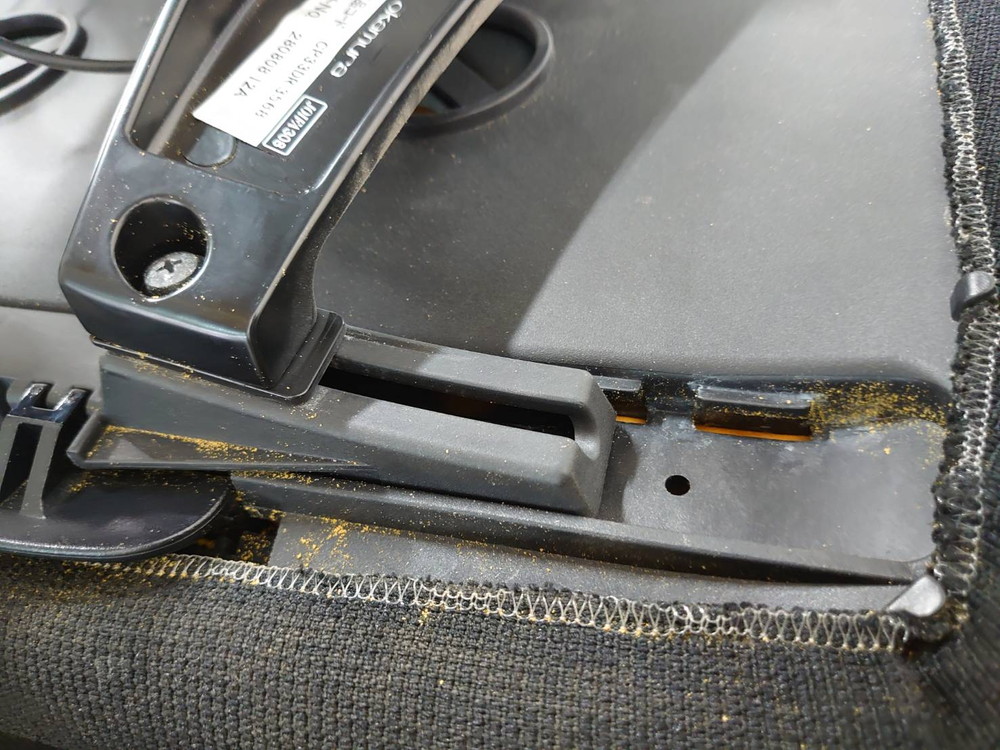 【送料無料 地域限定】 訳あり特価 10脚セット オカムラ バロン Baron オフィスチェア デスクチェア メッシュチェア エグゼクティブチェア マネジメントチェア 事務チェア 【中古オフィス家具】【中古】 - 画像 (9)