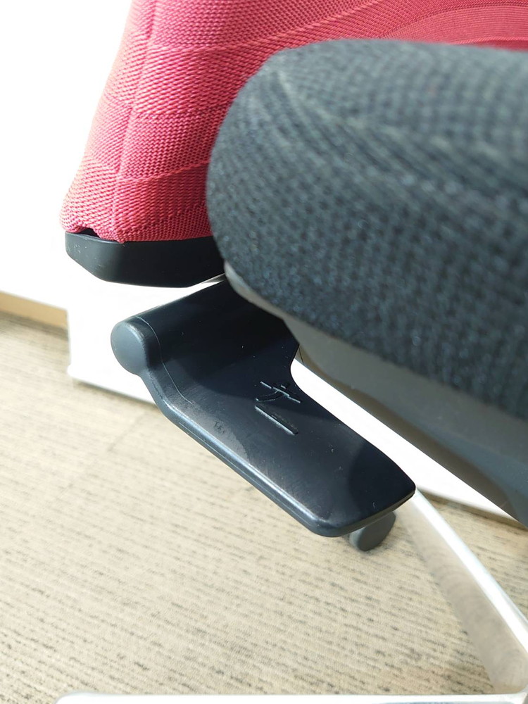 【送料無料 地域限定】オカムラ フィーゴ オフィスチェア デスクチェア 肘付き PCチェア OAチェア 事務チェア キャスターチェア 事務イス 国産 【中古オフィス家具】【中古】 - 画像 (12)