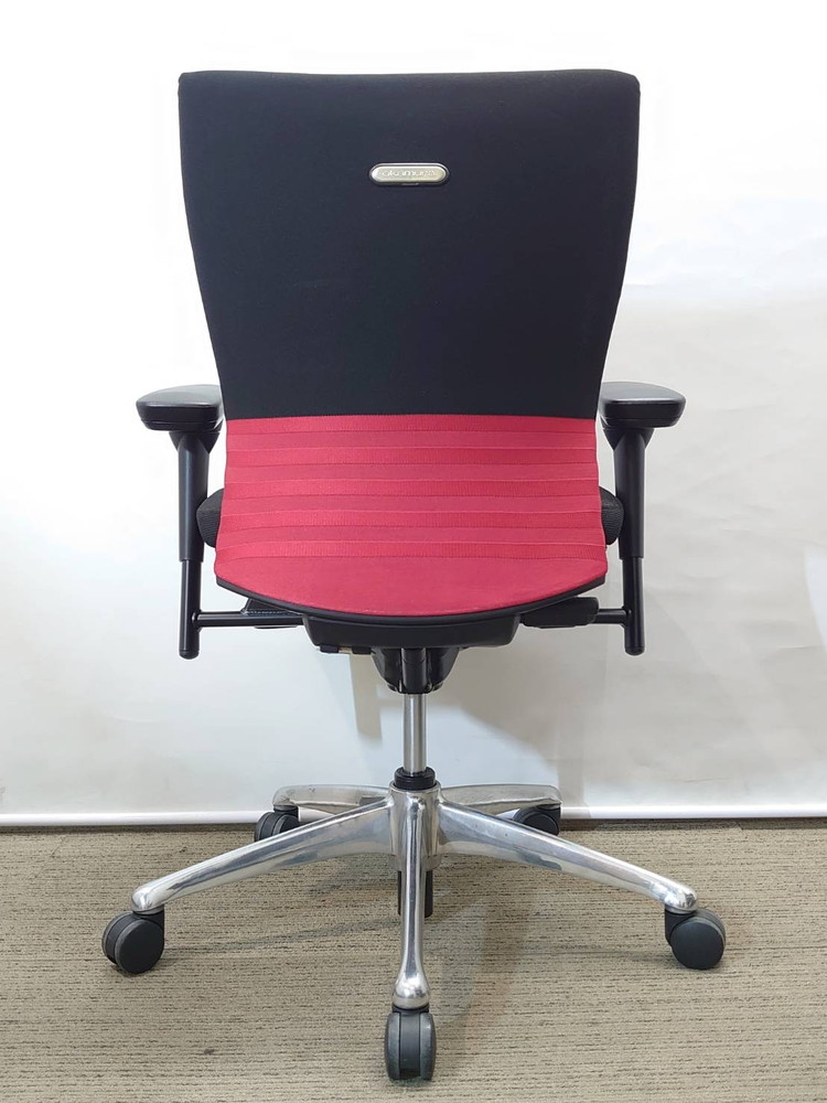 【送料無料 地域限定】オカムラ フィーゴ オフィスチェア デスクチェア 肘付き PCチェア OAチェア 事務チェア キャスターチェア 事務イス 国産 【中古オフィス家具】【中古】 - 画像 (4)