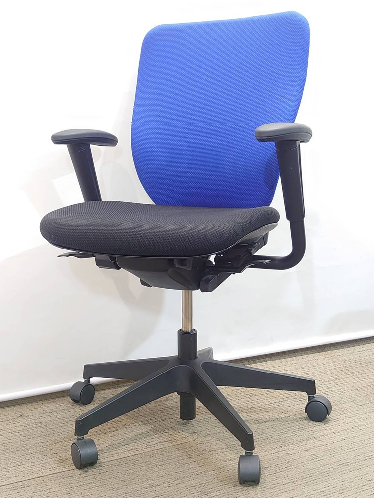 【送料無料 地域限定】 イトーキ プラオ オフィスチェア デスクチェア OAチェア PCチェア 事務チェア 肘付き キャスター付き 【中古オフィス家具】【中古】 - 画像 (2)