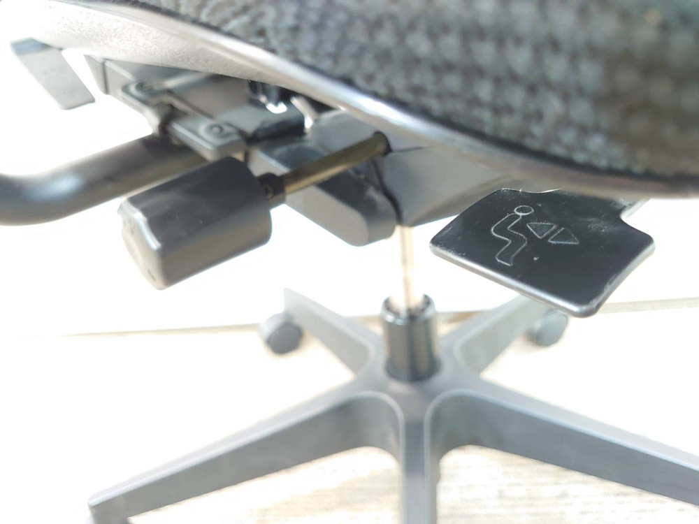 【送料無料 地域限定】 イトーキ プラオ オフィスチェア デスクチェア OAチェア PCチェア 事務チェア 肘付き キャスター付き 【中古オフィス家具】【中古】 - 画像 (11)