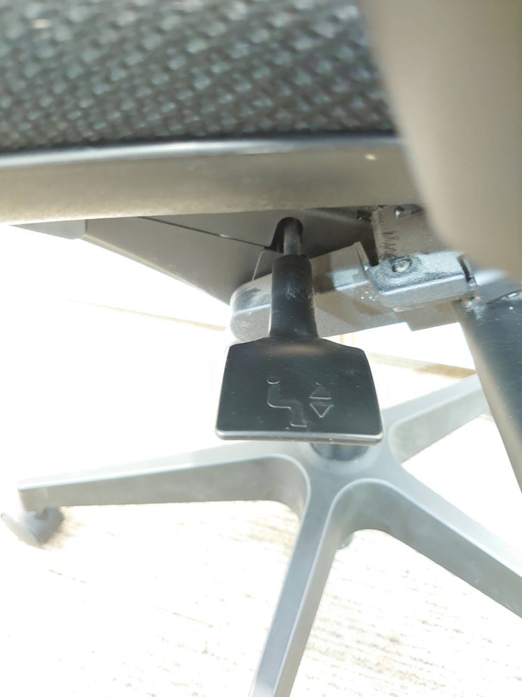 【送料無料 地域限定】 イトーキ プラオ オフィスチェア デスクチェア OAチェア PCチェア 事務チェア 肘付き キャスター付き 【中古オフィス家具】【中古】 - 画像 (12)