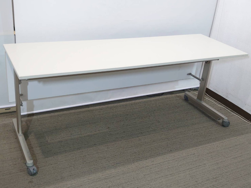 【送料無料 東京地区限定】4台セット ミーティングテーブル 会議テーブル スタックテーブル 折りたたみテーブル 折り畳みテーブル フラップテーブル W1800×D600 コクヨ 【中古オフィス家具】【中古】 - 画像 (4)