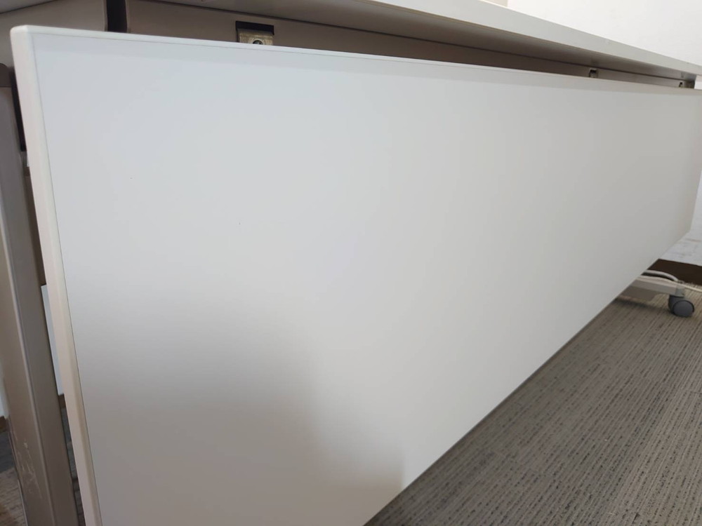 【送料無料 東京地区限定】4台セット ミーティングテーブル 会議テーブル スタックテーブル 折りたたみテーブル 折り畳みテーブル フラップテーブル W1800×D600 コクヨ 【中古オフィス家具】【中古】 - 画像 (9)